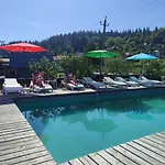 Apartment гірські подорожі