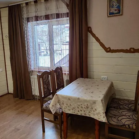 Appartamento гірські подорожі Slavske