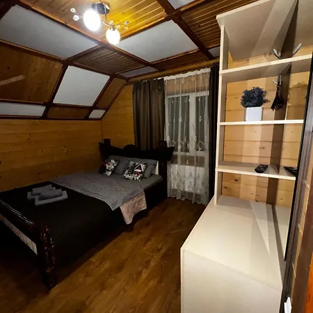 Apartman гірські подорожі *